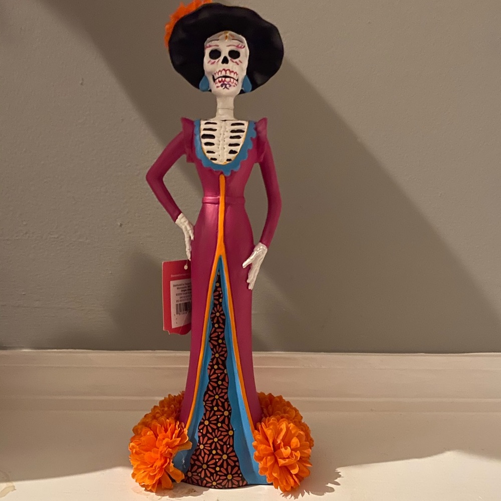 Day of the Dead Figurine/ Día de los Muertos